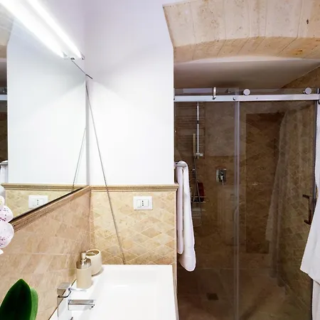 아파트 Monique Exclusive House 트라니